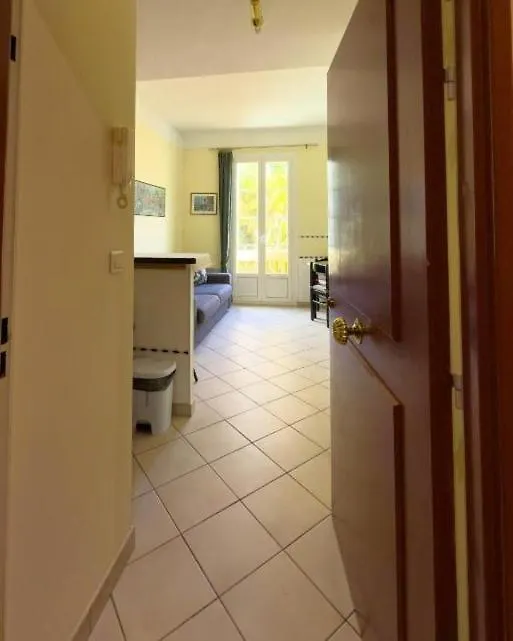 Depoilly 3 Pers Centrale Wifi Nice Apartment