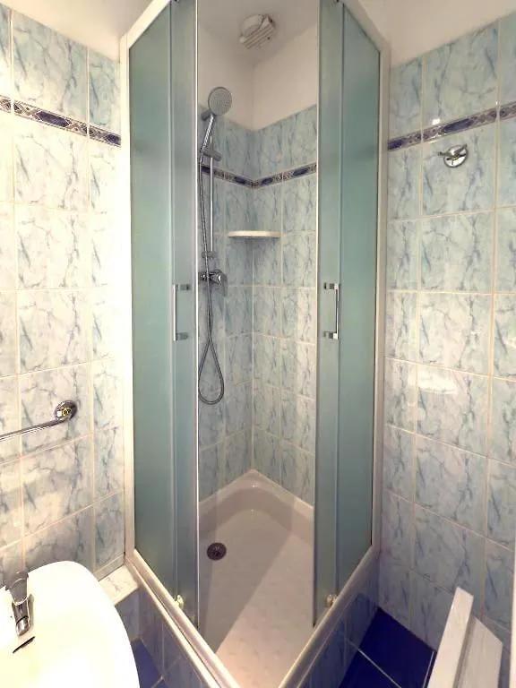 Depoilly 3 Pers Centrale Wifi Nice Apartment