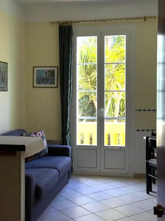 Depoilly 3 Pers Centrale Wifi Nice 0*,  France